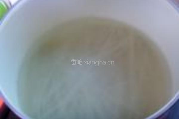 牛肉炒米粉的做法图解2