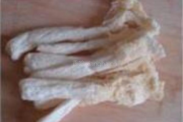 竹荪鸡汤的做法图解3