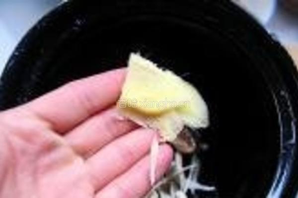 菌汤双粉鱼丸的做法图解5