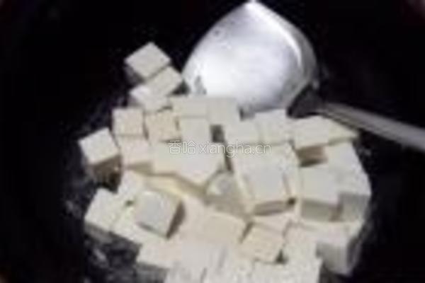 鲜虾大蒜烧豆腐的做法图解8