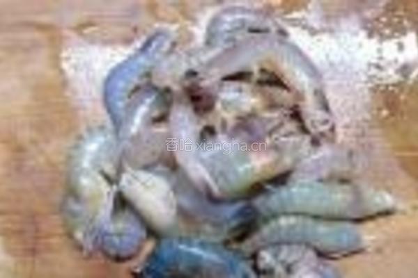 鲜虾大蒜烧豆腐的做法图解2