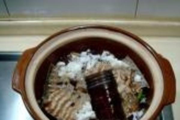 京味儿焖酥带鱼的做法图解7