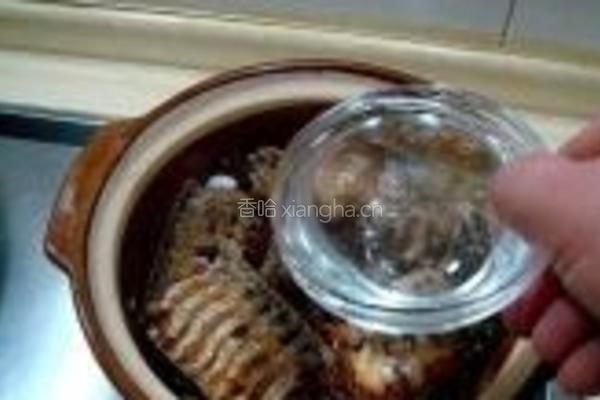 京味儿焖酥带鱼的做法图解9