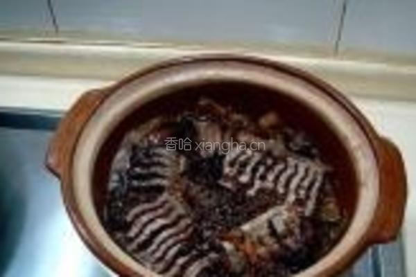 京味儿焖酥带鱼的做法图解12