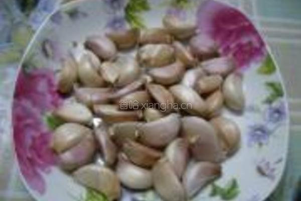 孜然大蒜炒牛肉的做法图解2