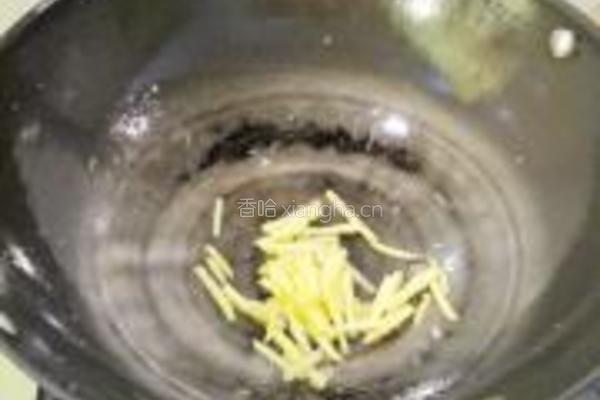豆腐干炒乌元海参的做法图解6