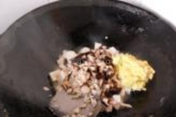 虾皮蛋松焖豆腐的做法图解8