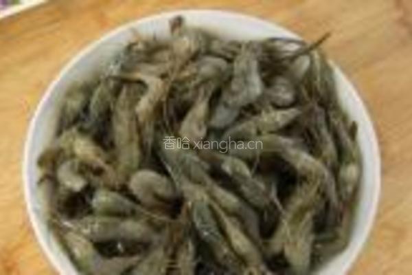 河虾炒韭菜的做法图解1