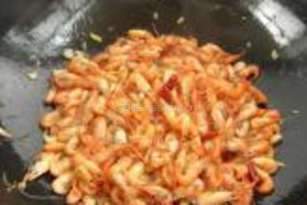 河虾炒韭菜的做法图解4