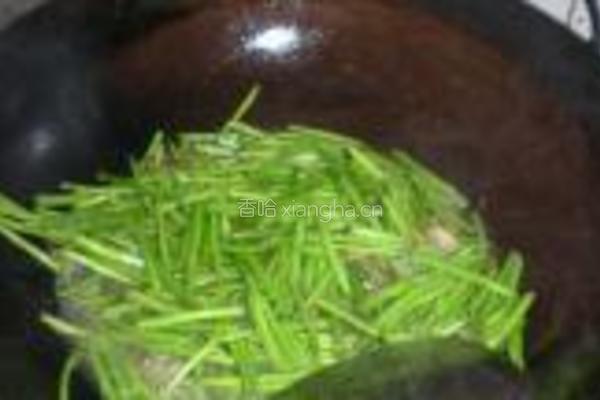芦蒿炒腊肉的做法图解8