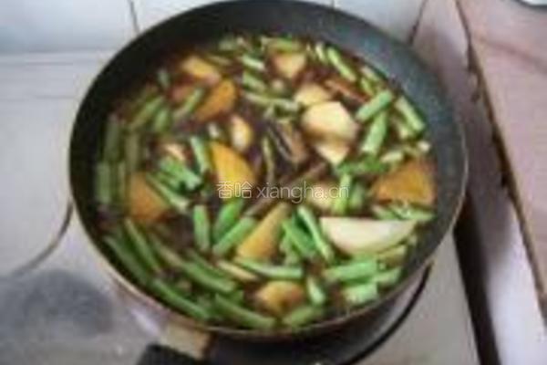 土豆烧四季豆的做法图解6