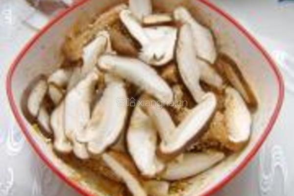 荷叶蒸肉的做法图解2