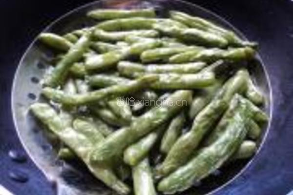 油炸四季豆的做法图解6