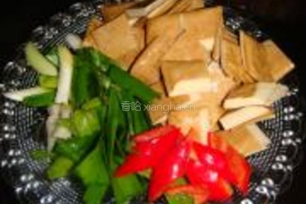 香干回锅肉的做法图解2