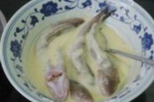 油炸尖梭鱼的做法图解4