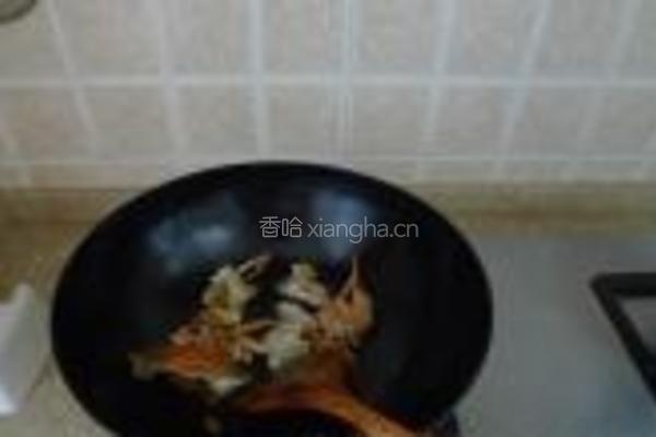 青蟹土豆羹的做法图解2