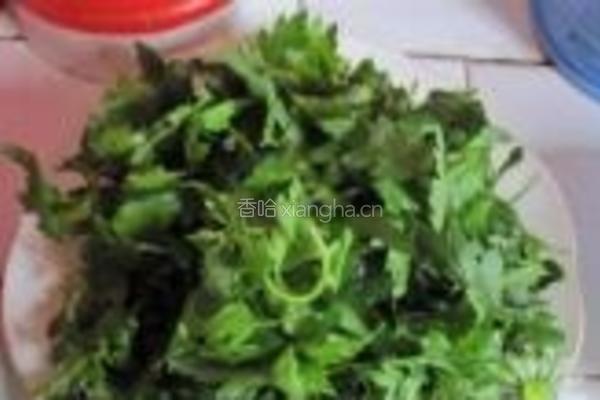 菊花脑银鱼蛋汤的做法图解1