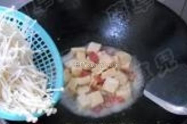 金针菇炖冻豆腐的做法图解8