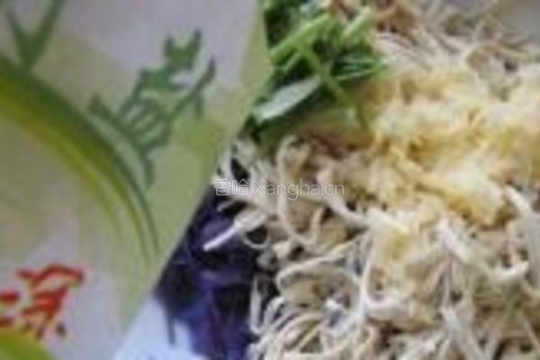 紫甘蓝拌豆腐丝的做法图解5