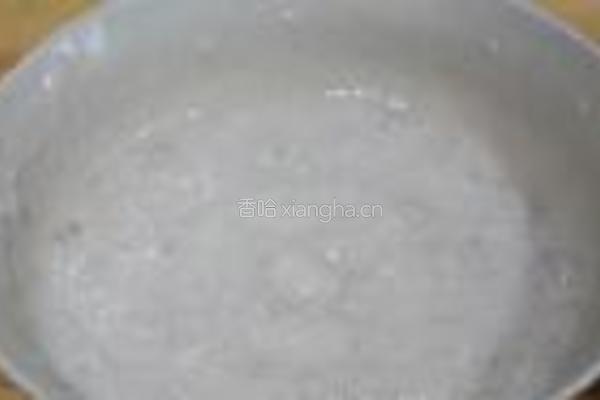 蛋皮鲈鱼卷的做法图解3