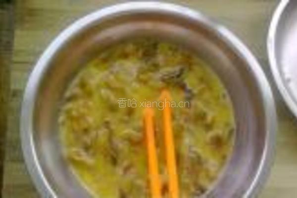 榨菜炒蛋的做法图解4
