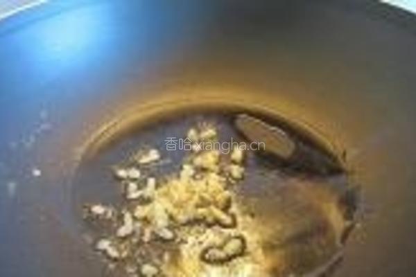 咸虾酱焖老节瓜的做法图解3