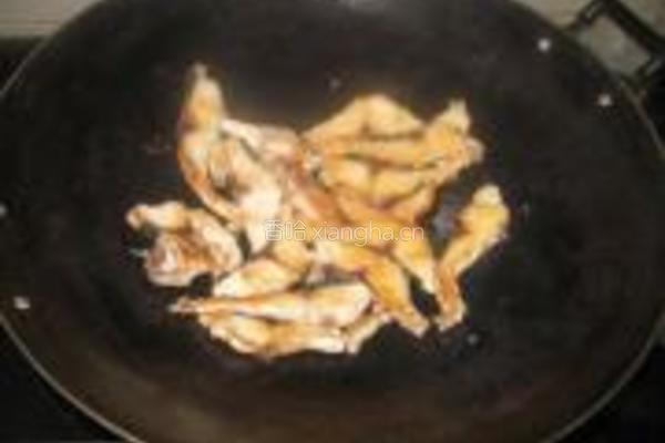 枝竹焖鲩鱼的做法图解5