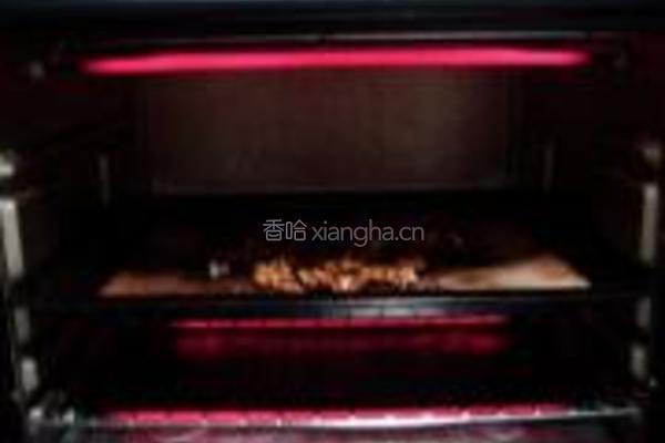 桃仁炒虾球的做法图解2