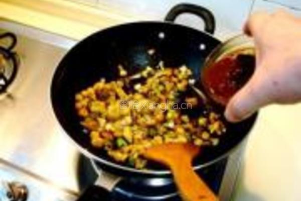 茄子炸酱面的做法图解7