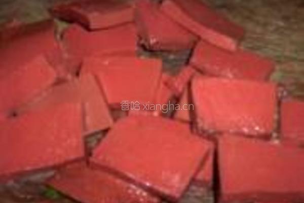 血豆腐肉片炒青蒜的做法图解1