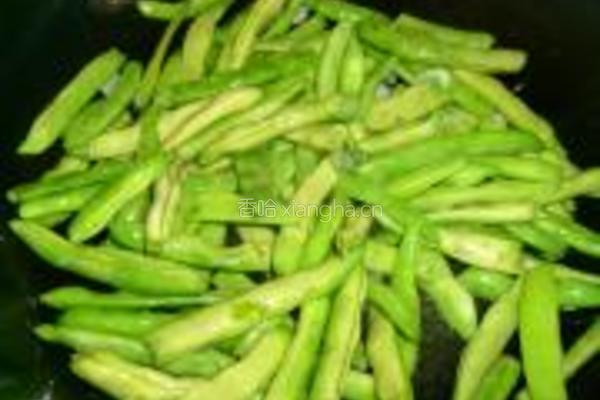肉末芽菜四季豆的做法图解5