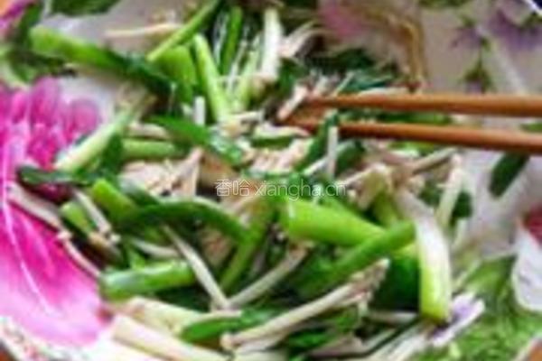 蒜苗拌金针菇的做法图解4