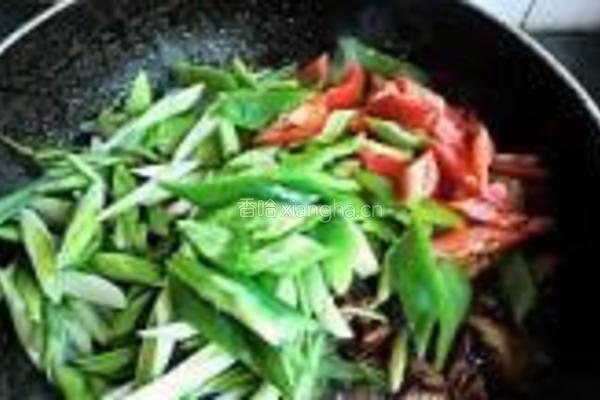 蒜苗香煎肉的做法图解13
