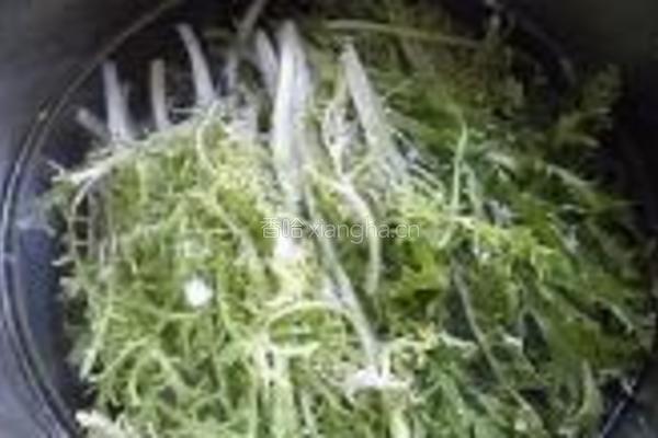 糖醋苦菊的做法图解1