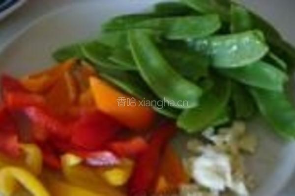 豆腐炒荷兰豆的做法图解1
