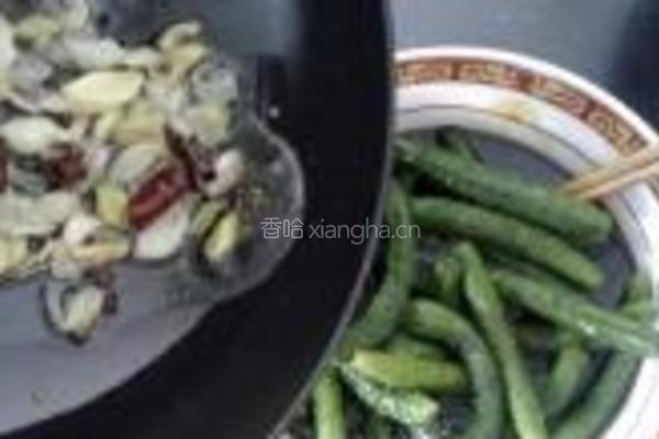 酸辣小黄瓜的做法图解8
