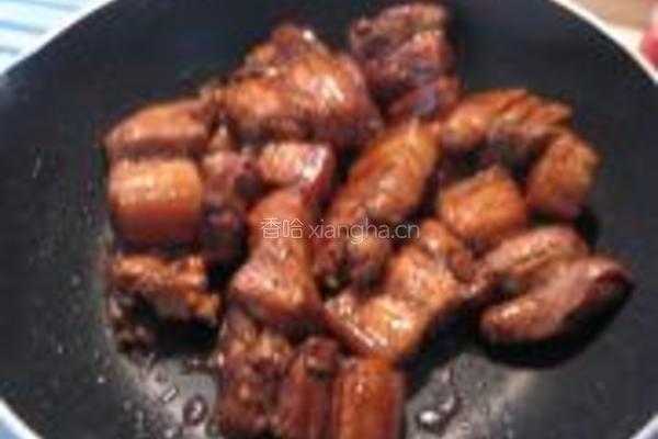 红烧肉焖豆角干的做法图解3