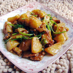 五花肉炖山药的做法[图]