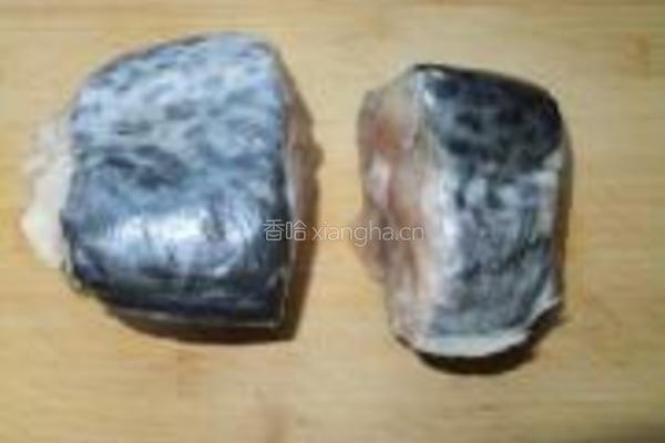 红烧鲅鱼的做法图解1