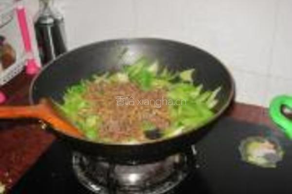 黑椒牛肉炒芹菜的做法图解9