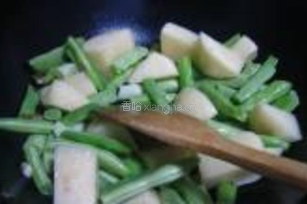 茄子炖土豆的做法图解4