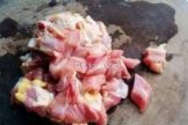 蒜香鸡腿肉的做法图解2