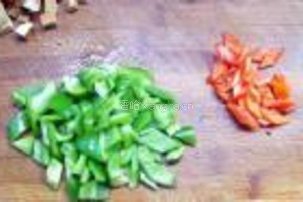 毛豆香干炒肉丁的做法图解1