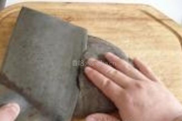 清蒸多宝鱼的做法图解2