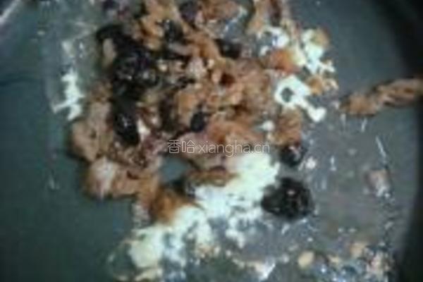 豆豉鲮鱼炒苦瓜的做法图解6