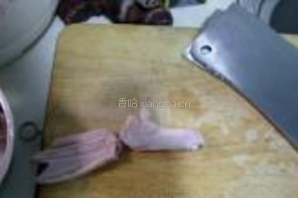芥辣鸭掌的做法图解2