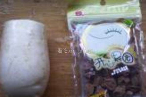 话梅萝卜条的做法图解1
