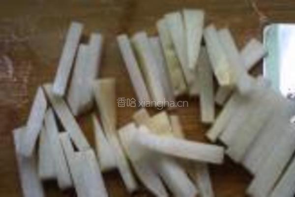 话梅萝卜条的做法图解2
