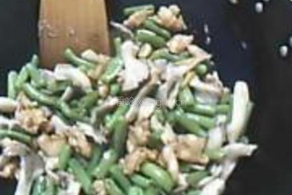 芸豆平菇鸡块的做法图解10