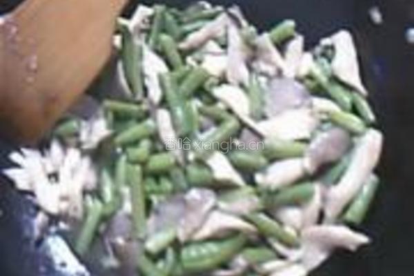 芸豆平菇鸡块的做法图解8